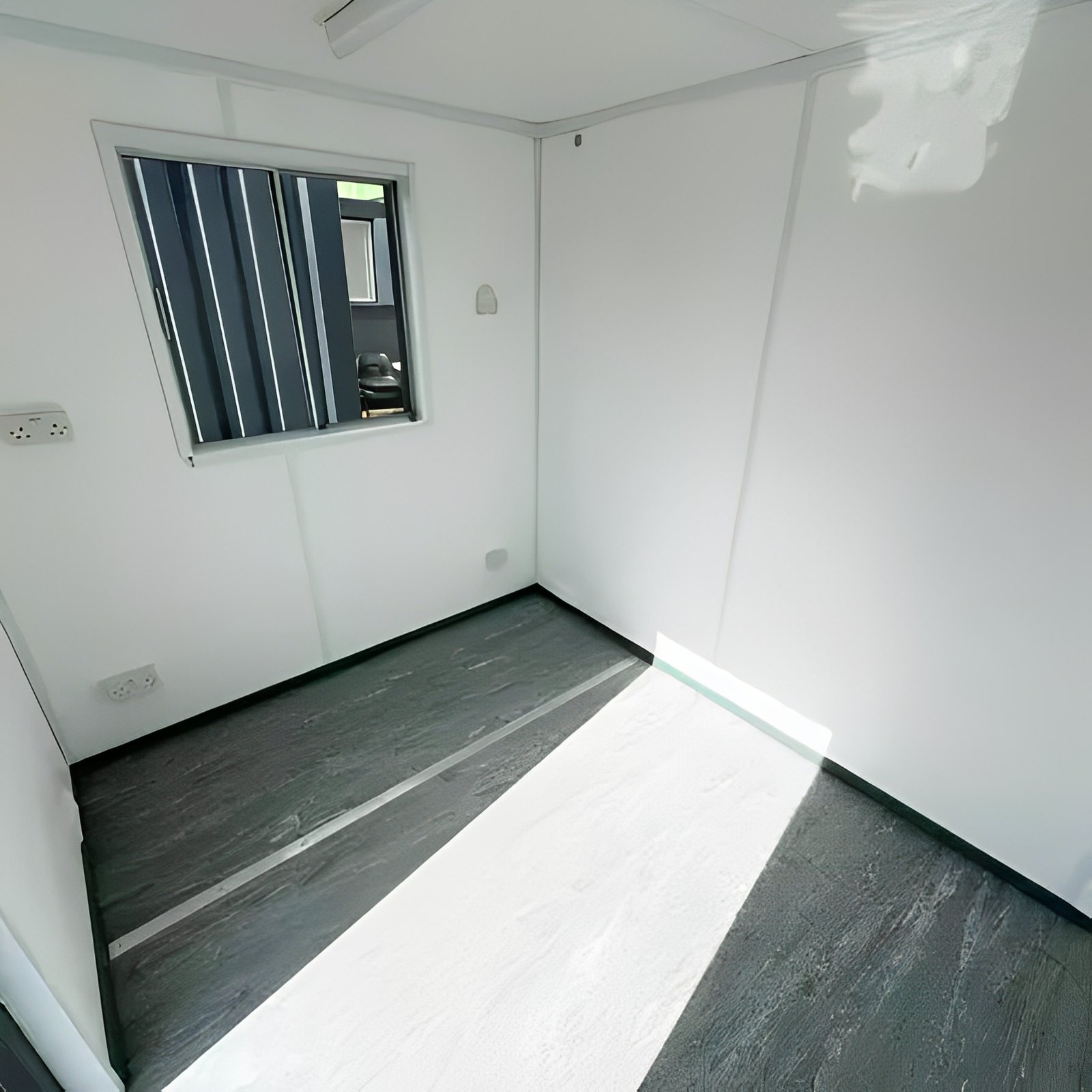 10ft × 8ft shipping container office | portable anti vandal building 10ft × 8ft shipping container office | portable anti vandal building