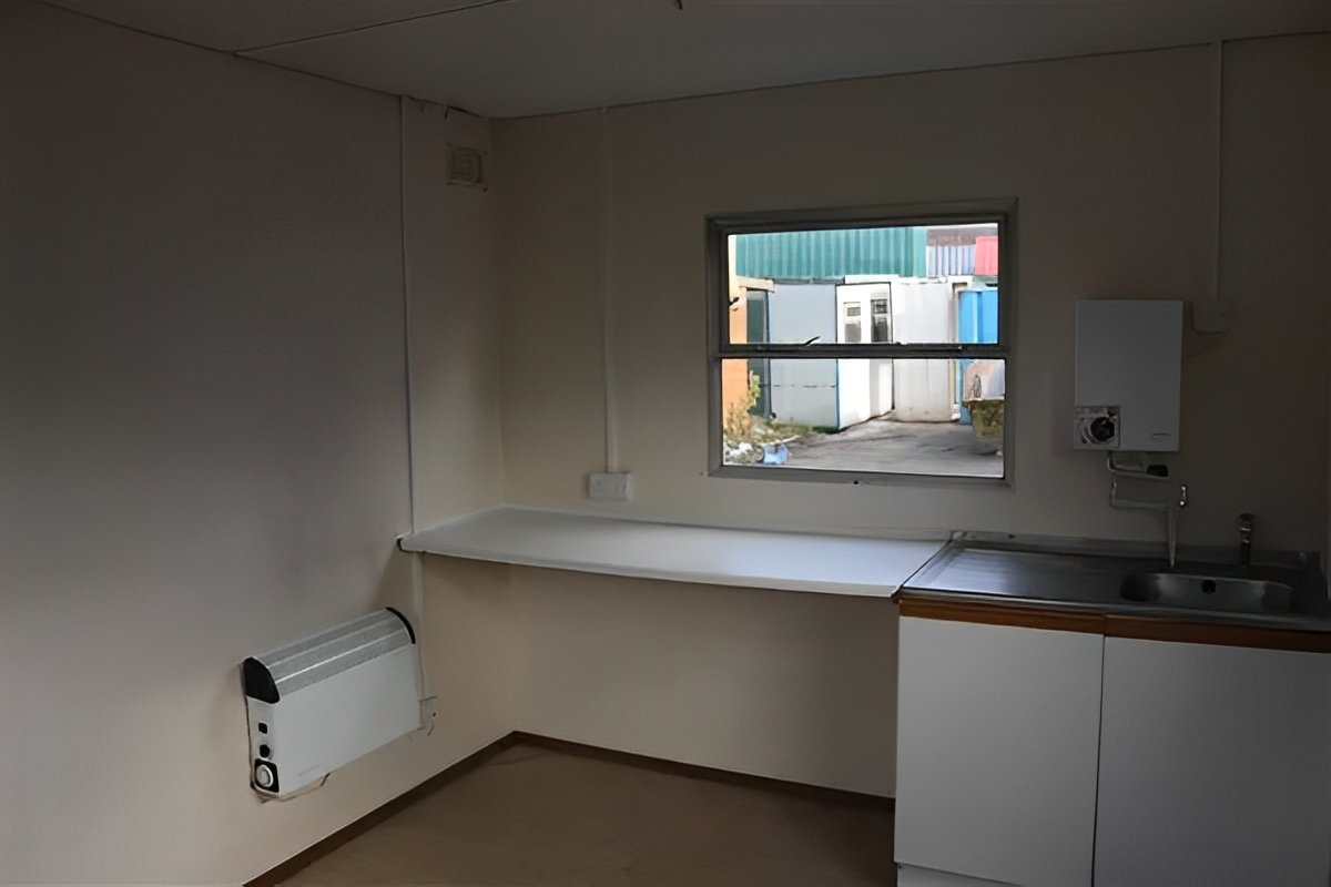 12ft x 8ft steel anti vandal canteen cabin 12ft x 8ft steel anti vandal canteen cabin