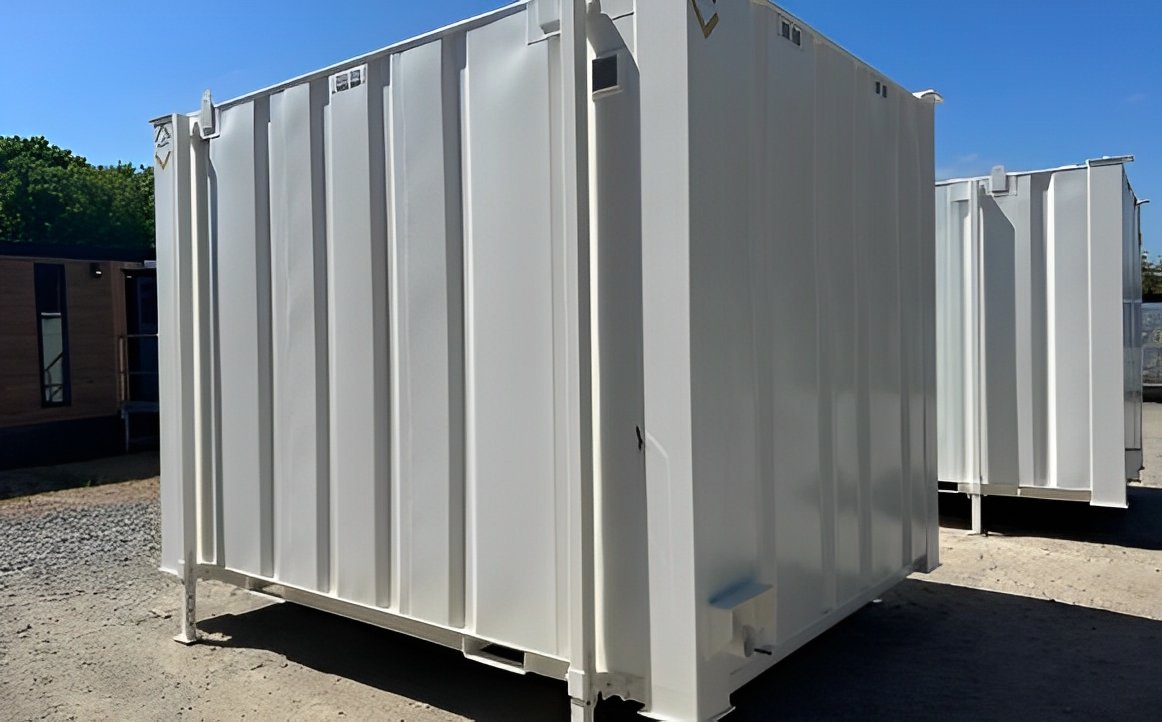 12ft x 9ft 2+1 jackleg toilet cabin 12ft x 9ft 2+1 jackleg toilet cabin