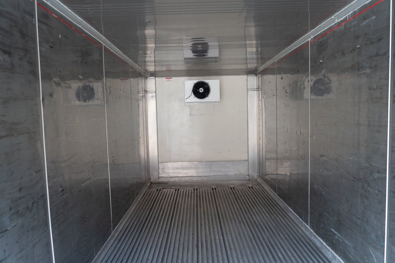 20' std refrigerated container used box new motor (single phase 3.5 hp freezer) 20' std refrigerated container used box new motor (single phase 3.5 hp freezer)